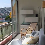 Vue Exceptionnelle Entre Et Monaco *