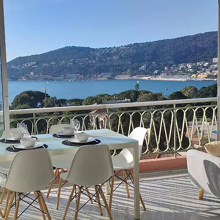 Vue Exceptionnelle Entre Et Monaco *